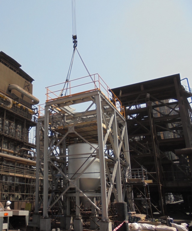 Steel Frame and Vessel Lift
