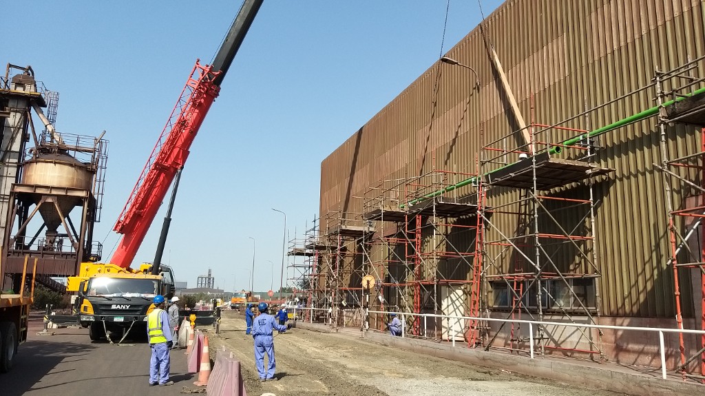 Facade Scaffolding and Lifting
